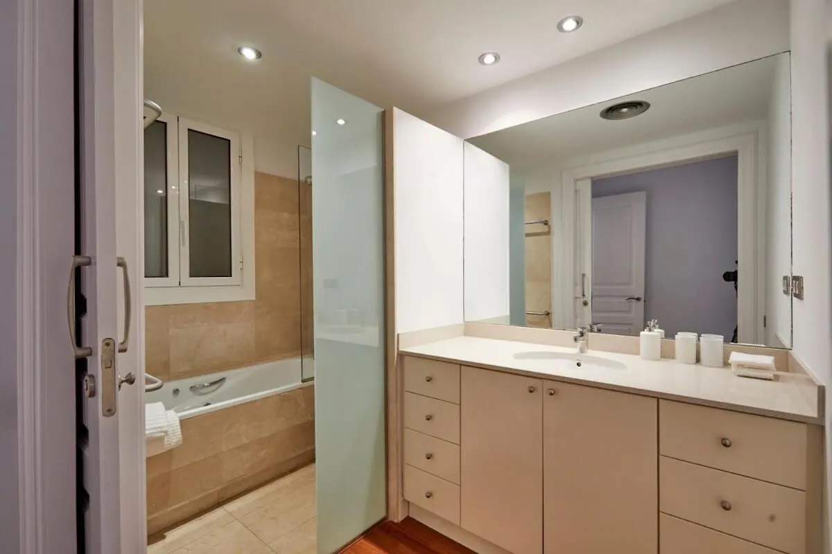 Exquisite And Modern Paradise W Private Terrace And City Center Barcelona 0*,
