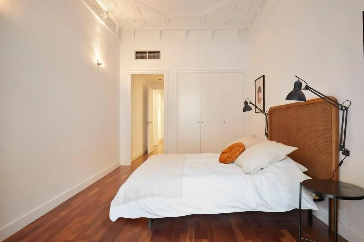 Exquisite And Modern Paradise W Private Terrace And City Center Barcelona Apartment