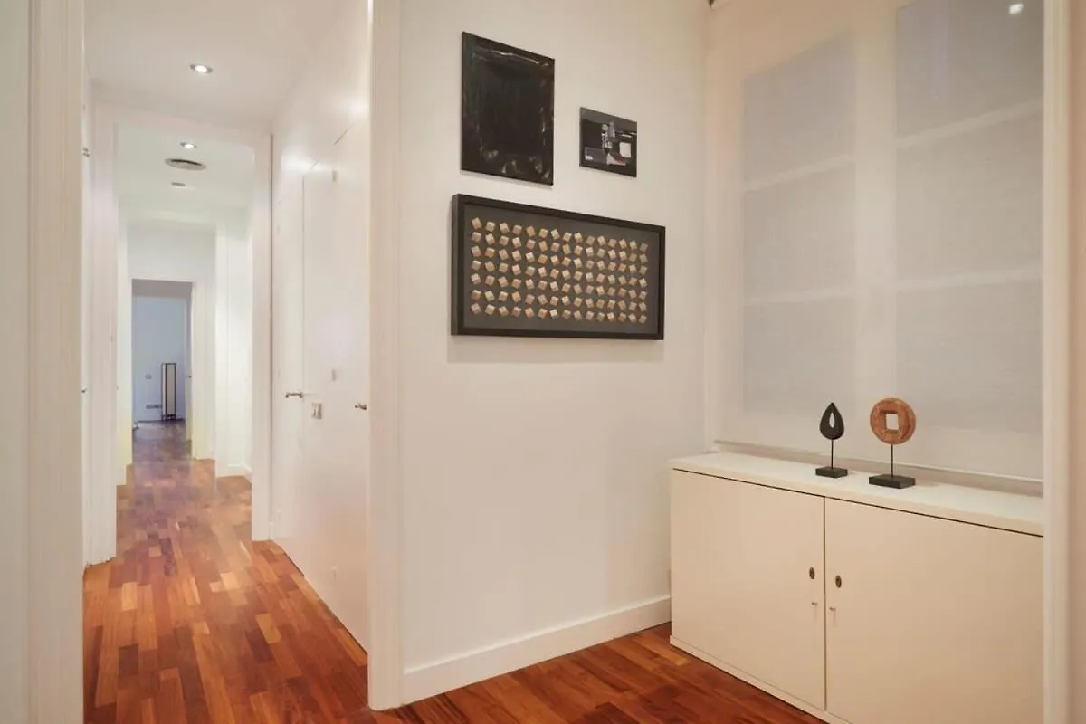 Exquisite And Modern Paradise W Private Terrace And City Center Barcelona